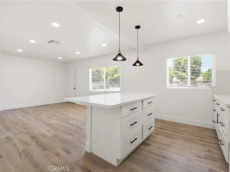 13173 McKinley Ave #FRONT HOUSE — Photo 17