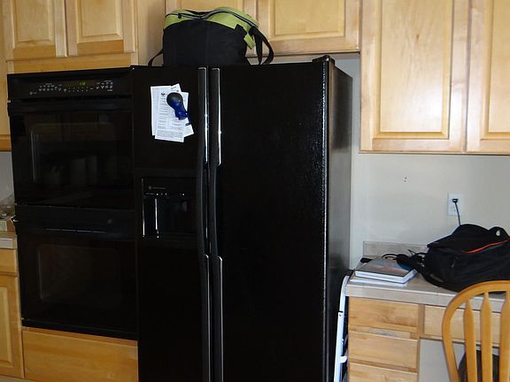 Double oven in Kitchen