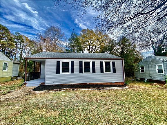 2nd image of 1318 Parkview Cir