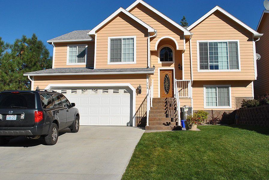 1st image of 6119 E 11th Ave