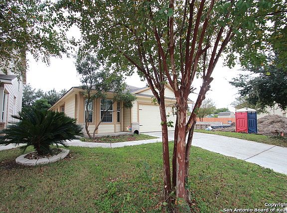 2nd image of 9718 Acadian Dr