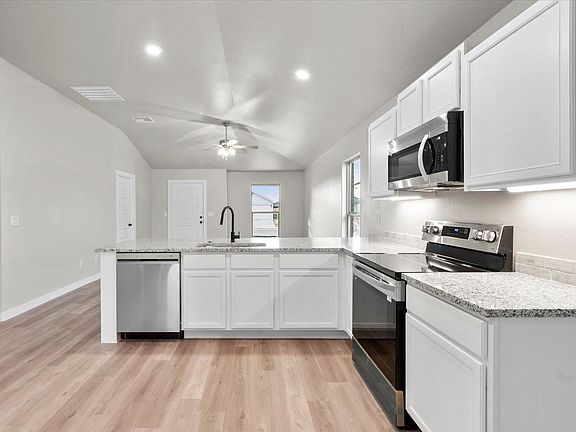 5th image of 3607 Urbana Pl