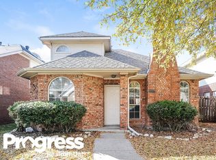 2207 Meadowstone Dr, Carrollton, TX 75006