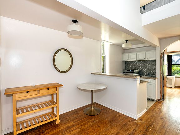 3rd image of 50 W 86th St APT A3