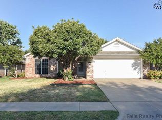 10 Periwinkle Dr, Wichita Falls, TX 76310