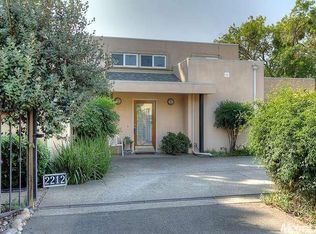 2212 River Dr, Stockton, CA 95204