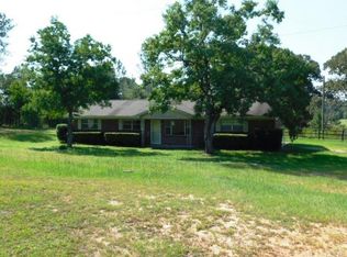 2421 W Highway 4, Century, FL 32535