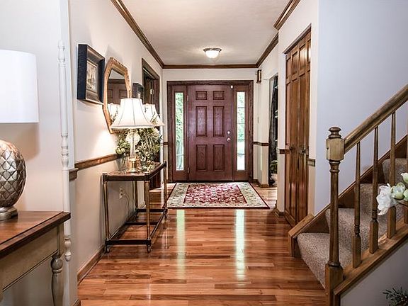 4th image of 101 Grace Dr
