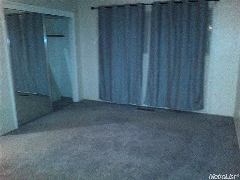 1st image of 646 Placer Dr