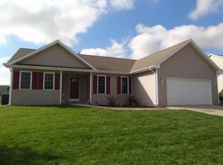 281 E Amber Dr, Whitewater, WI 53190