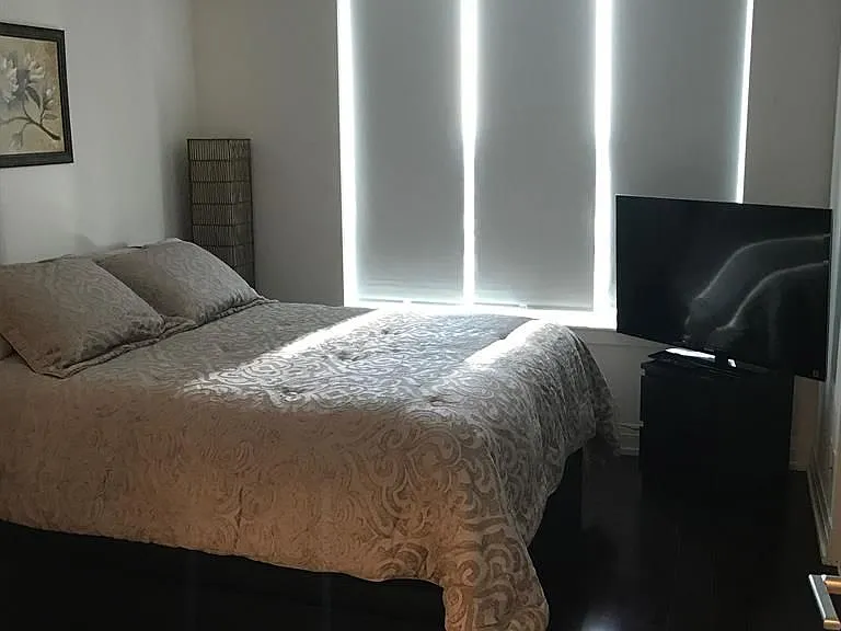7165 Yonge St #1712 — Photo 9