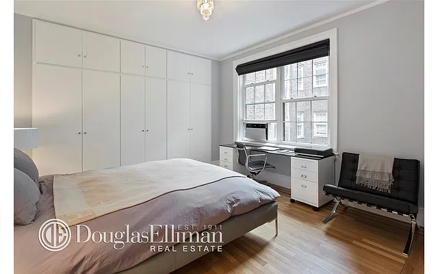 Sold by Douglas Elliman | media 14