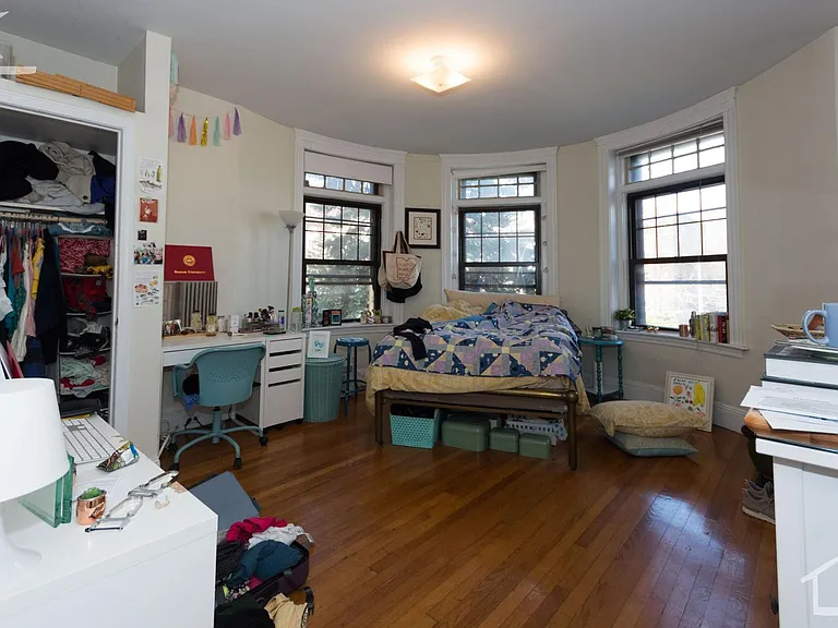 1247 Beacon St #30 — Photo 12