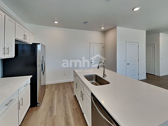 3rd image of 6564 E Paseo Alga