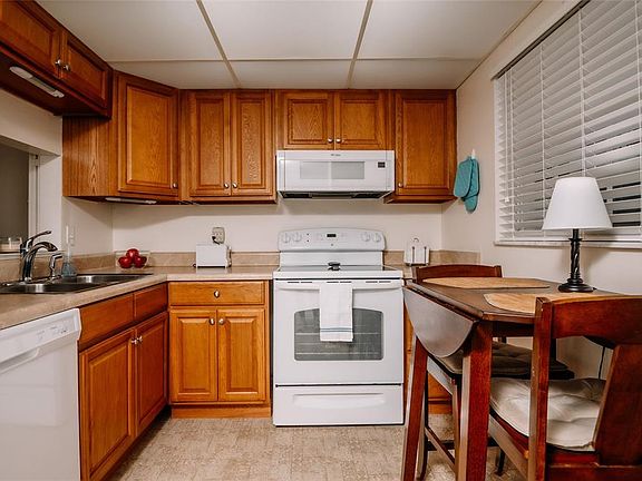 3rd image of 19029 Us Highway 19 N APT 2-4