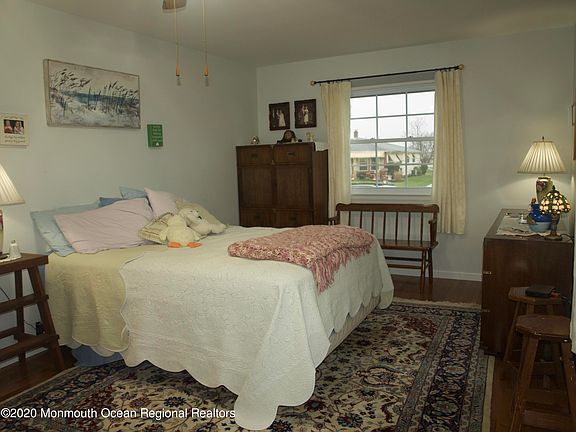 2nd image of 1020 Camino Real Ct