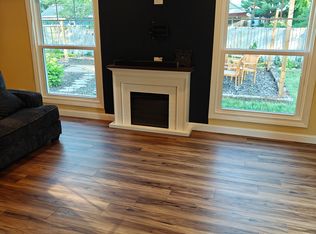 429 W Wilson St #A, Batavia, IL 60510