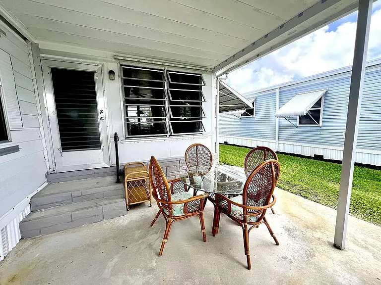 4266 Bobwhite Dr — Photo 15