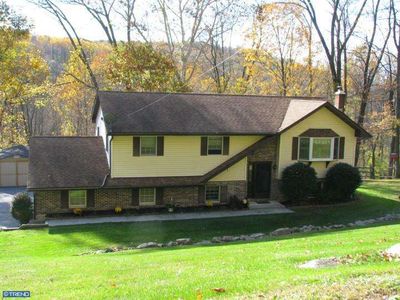 32 Woodside Dr, Boyertown, PA, 19512