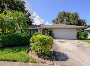 1130 Wexford Dr, Palm Harbor, FL 34683