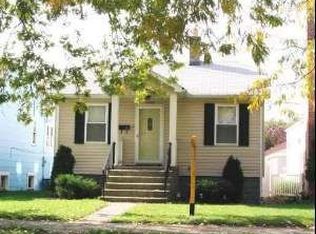 10542 S Sacramento Ave, Chicago, IL
