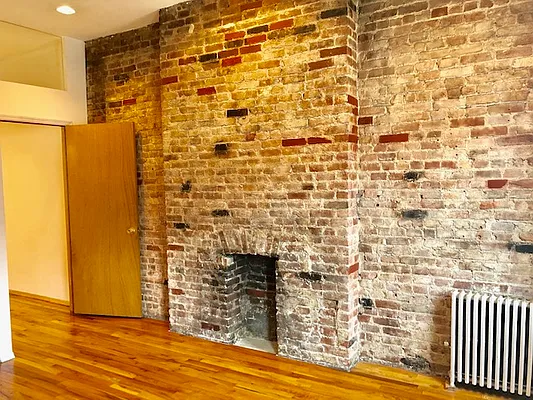 Rented by Bank Neary | media 11