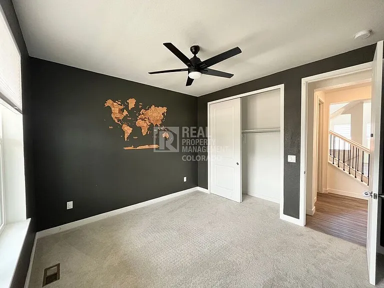14833 Fairfax St — Photo 8
