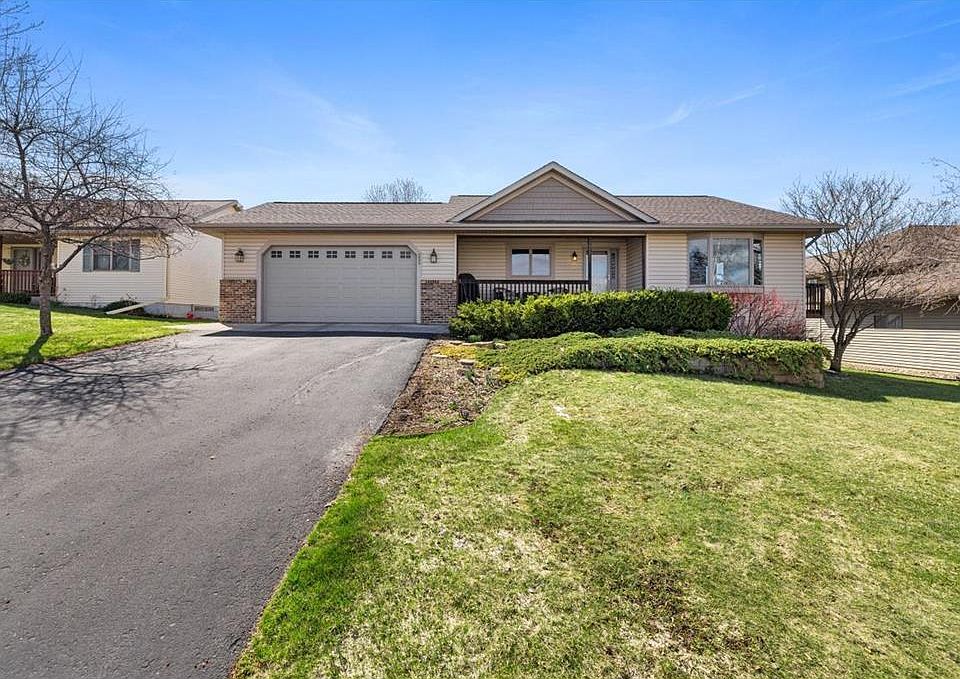 255 Sylla St, River Falls, WI 54022 Zillow