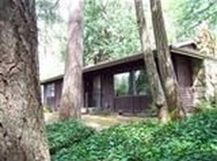 220 E Village View Dr, Allyn, WA 98524