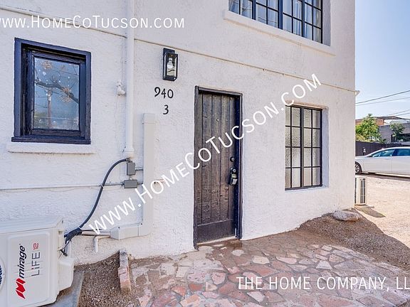 3rd image of 940 E Florita St