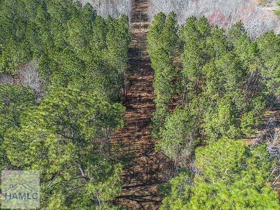 4th image of 6 Golf Course Rd