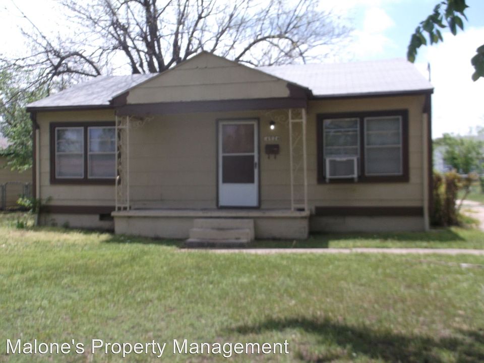 1st image of 4524 SE 27th St
