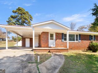 194 New St, Cornelia, GA 30531