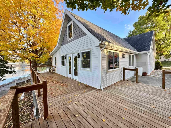 109 Park Dr, Rome City, IN 46784