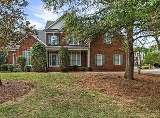 8802 Balmoral Park Dr, Charlotte, NC 28277