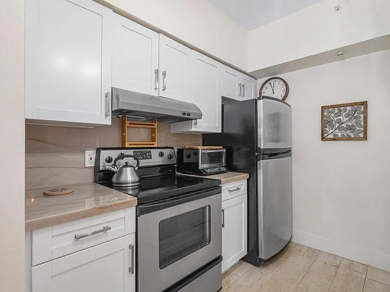 1302 Tuscany Way — Photo 1