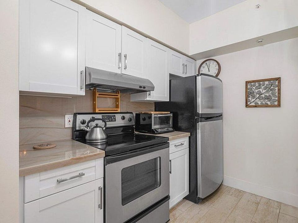 1st image of 1302 Tuscany Way