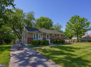 3840 Hearthstone Ct, York, PA 17402