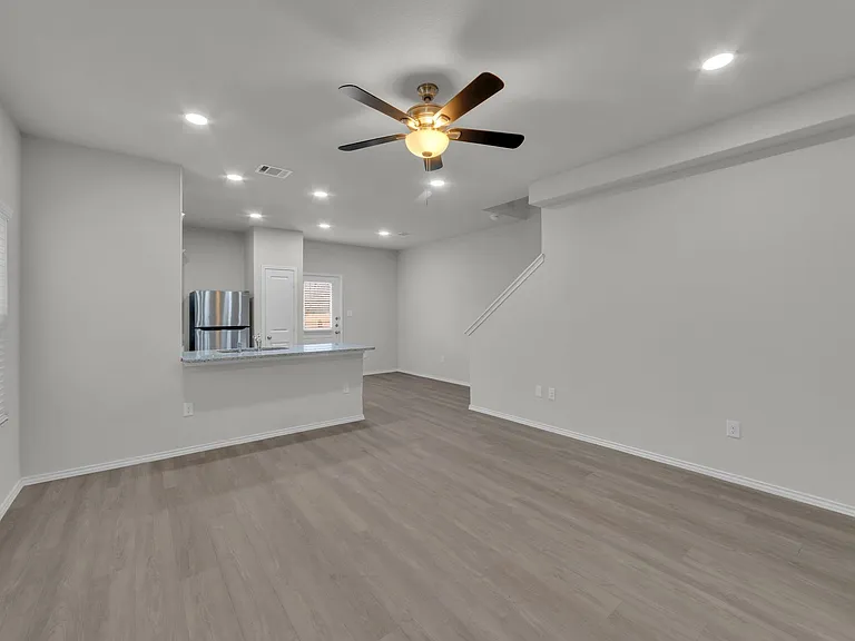 9034 Glen Shadow — Photo 3