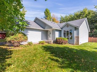 8838 91st St S, Cottage Grove, MN 55016