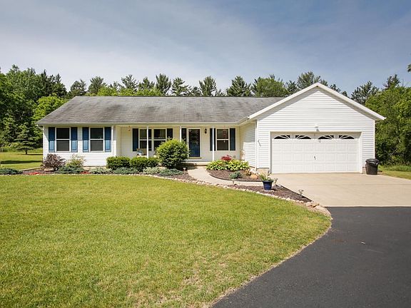 21221 12 mile road-102