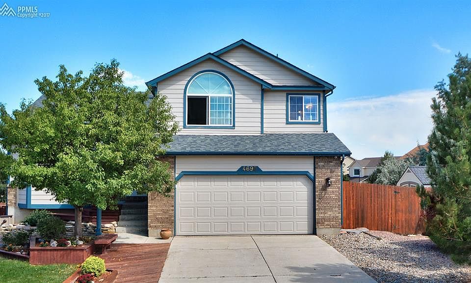 2nd image of 4695 Malcom Ct