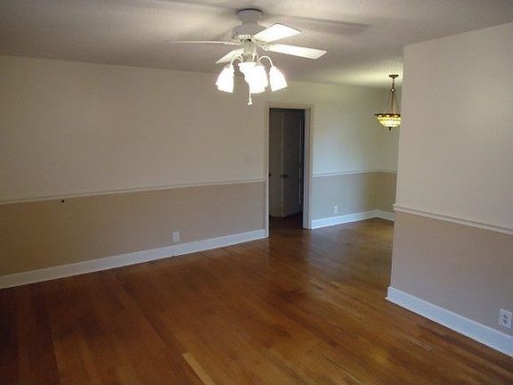 2nd image of 4247 Covington Dr