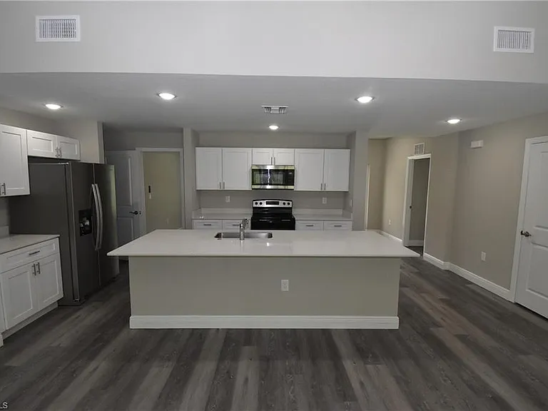 23493 Branch Ave — Photo 7