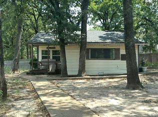 111 Thunderbird Dr, Gun Barrel City, TX 75156