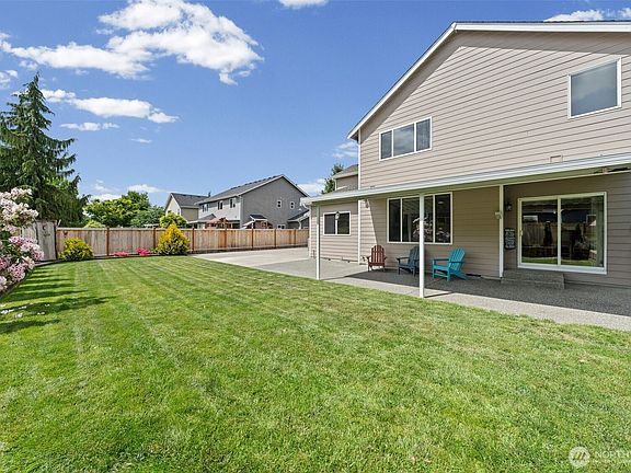 4th image of 1602 12th Avenue NW
