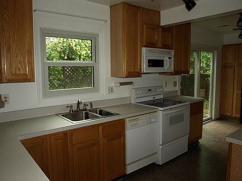 2nd image of 13501 Whisonant Ct