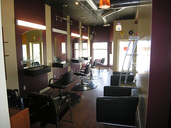2nd image of 635 Brock Ave