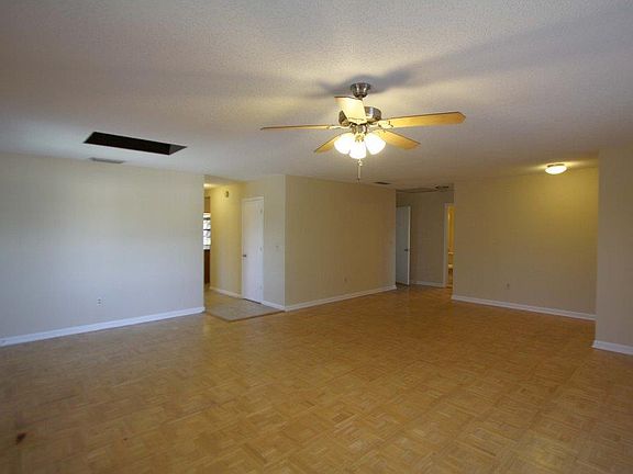 4th image of 422 S L St APT 3