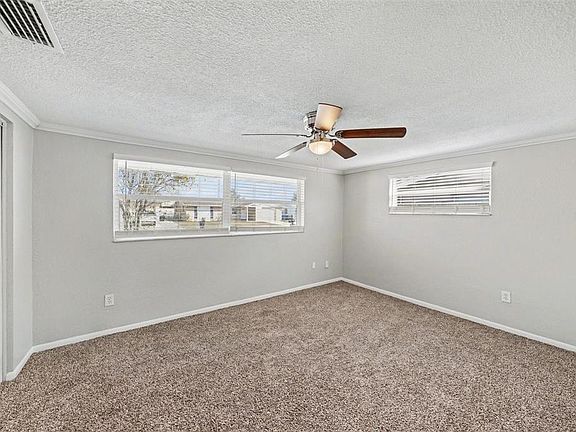 5th image of 7214 Ingleside Dr